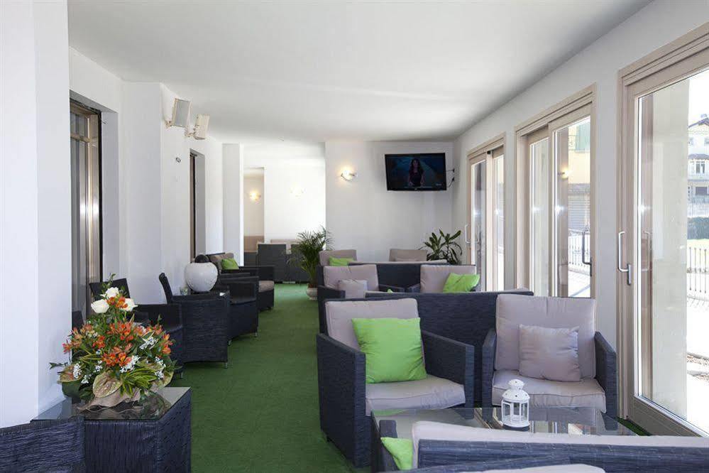 Harmony Suite Hotel เซลวีโน ภายนอก รูปภาพ